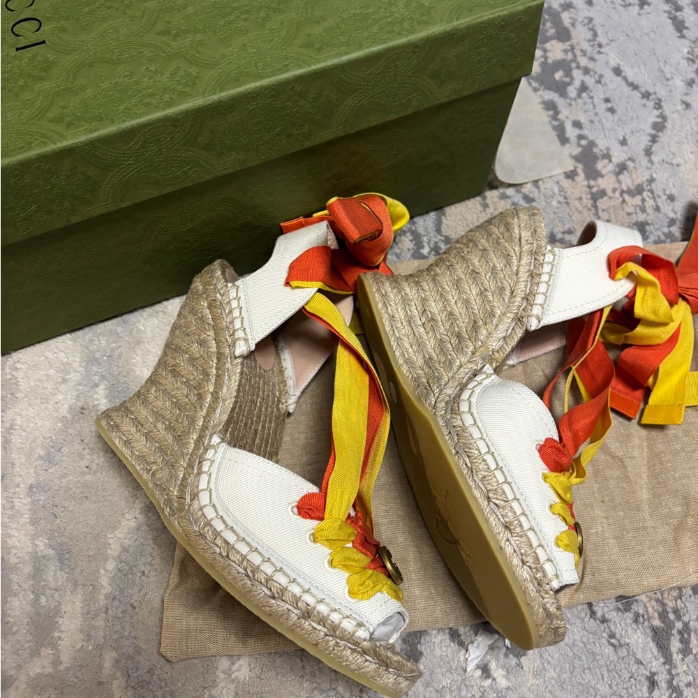 Gucci embroidered canvas espadrille wedge
US 9/ G 39
Guaranteed Authentic - Picture 4 of 8